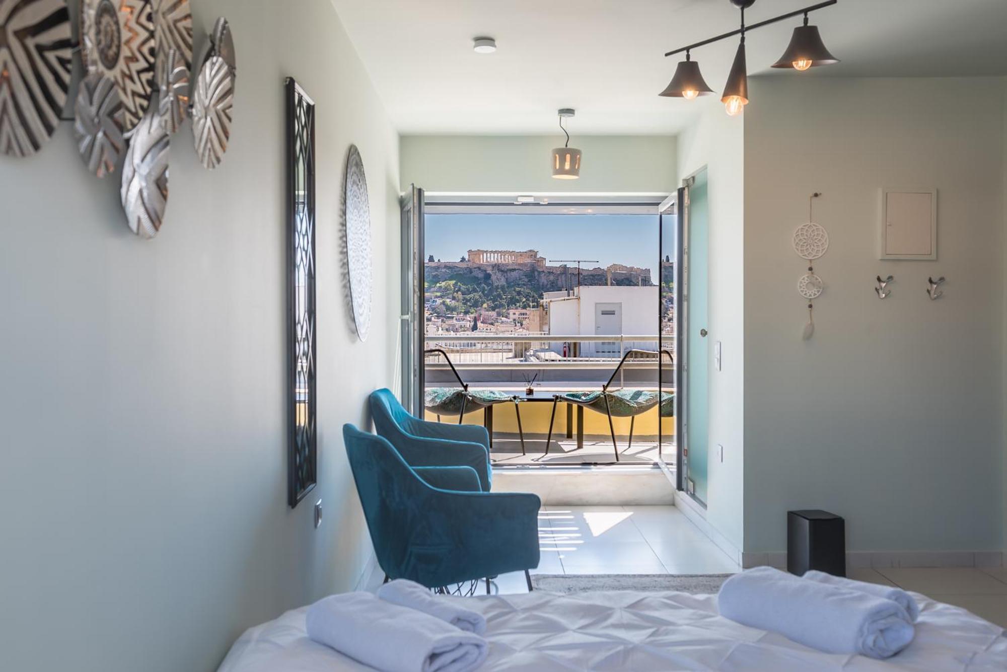 Acropolis View Mini Sky Suite & Hot Tub เอเธนส์ ภายนอก รูปภาพ